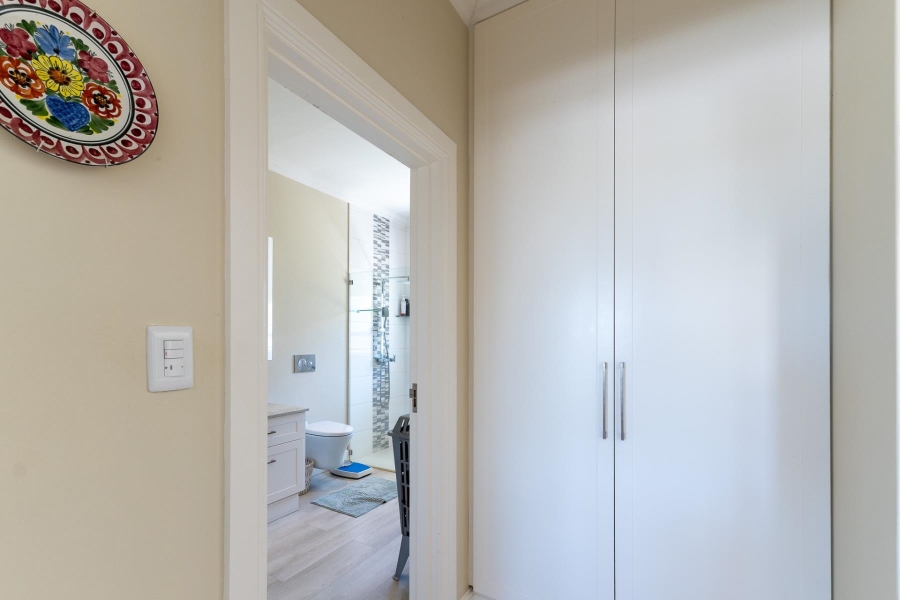 1 Bedroom Property for Sale in Hunters Estate Western Cape